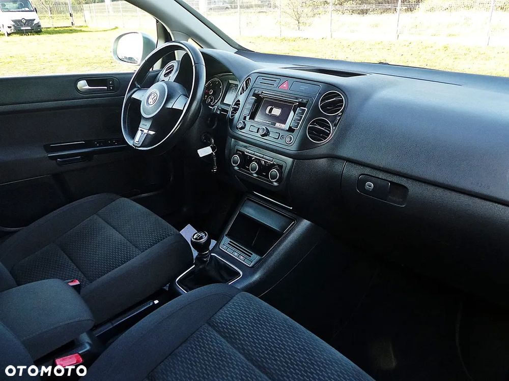 Volkswagen Golf Plus 2.0 TDI Comfortline - 24