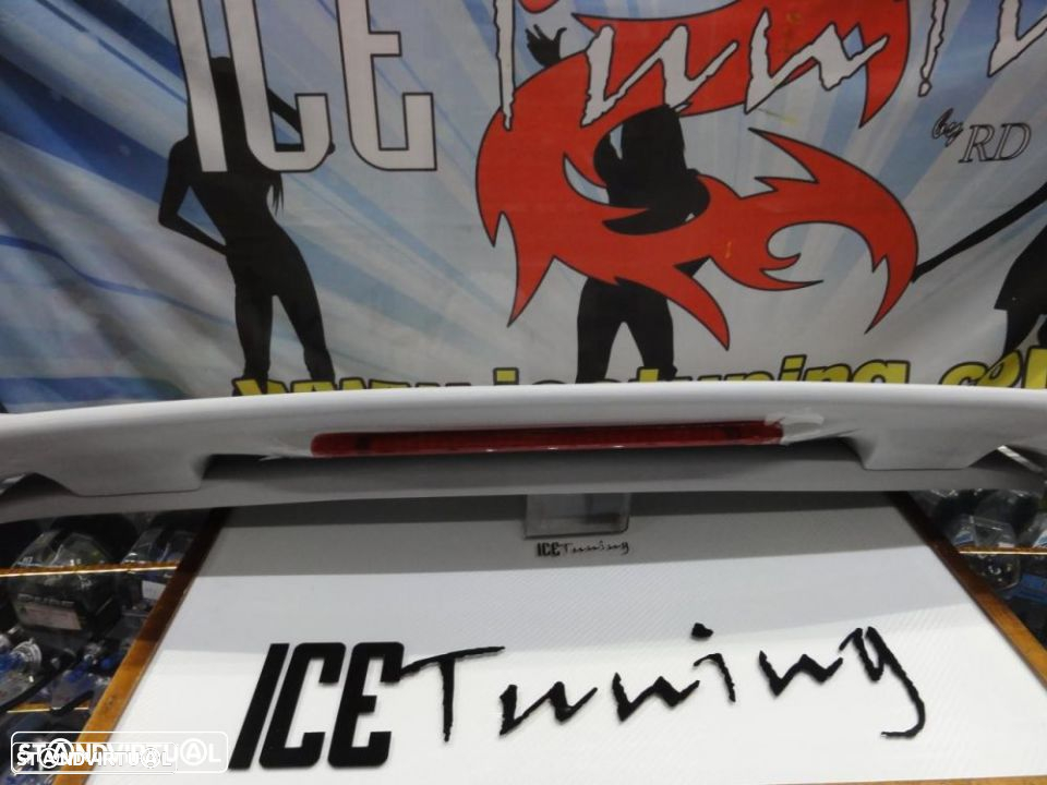 Aileron / lip / spoiler traseiro para Honda Civic EK 96-01 3 portas type r look com espaço para a 3ª luz de stop - 22
