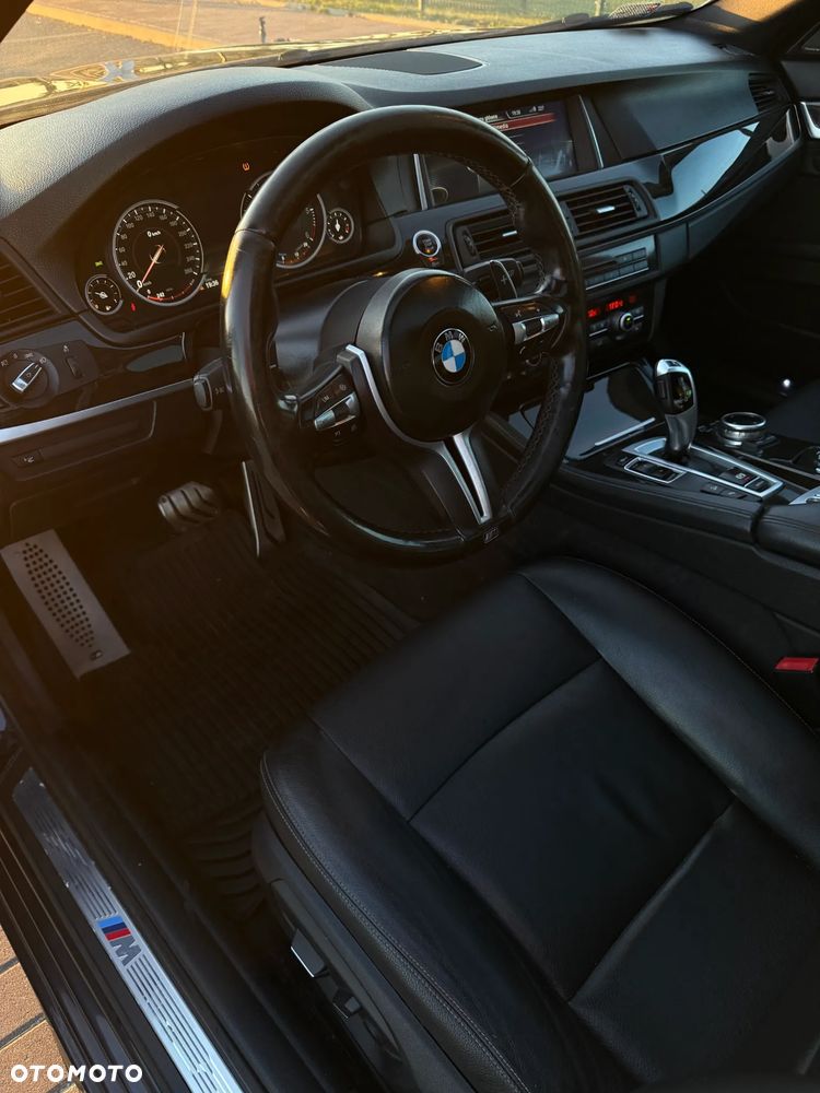 BMW Seria 5 530d xDrive Sport-Aut - 10