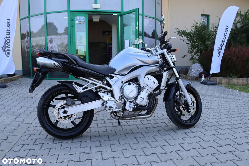 Yamaha FZ6 - 5
