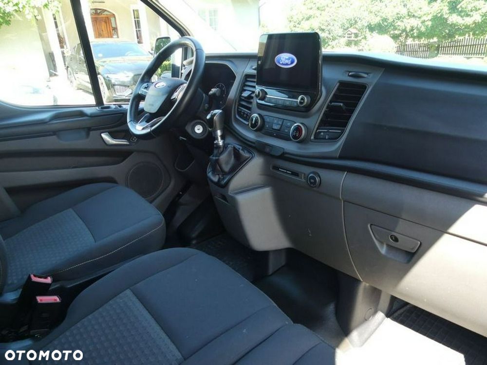 Ford Transit Custom - 9