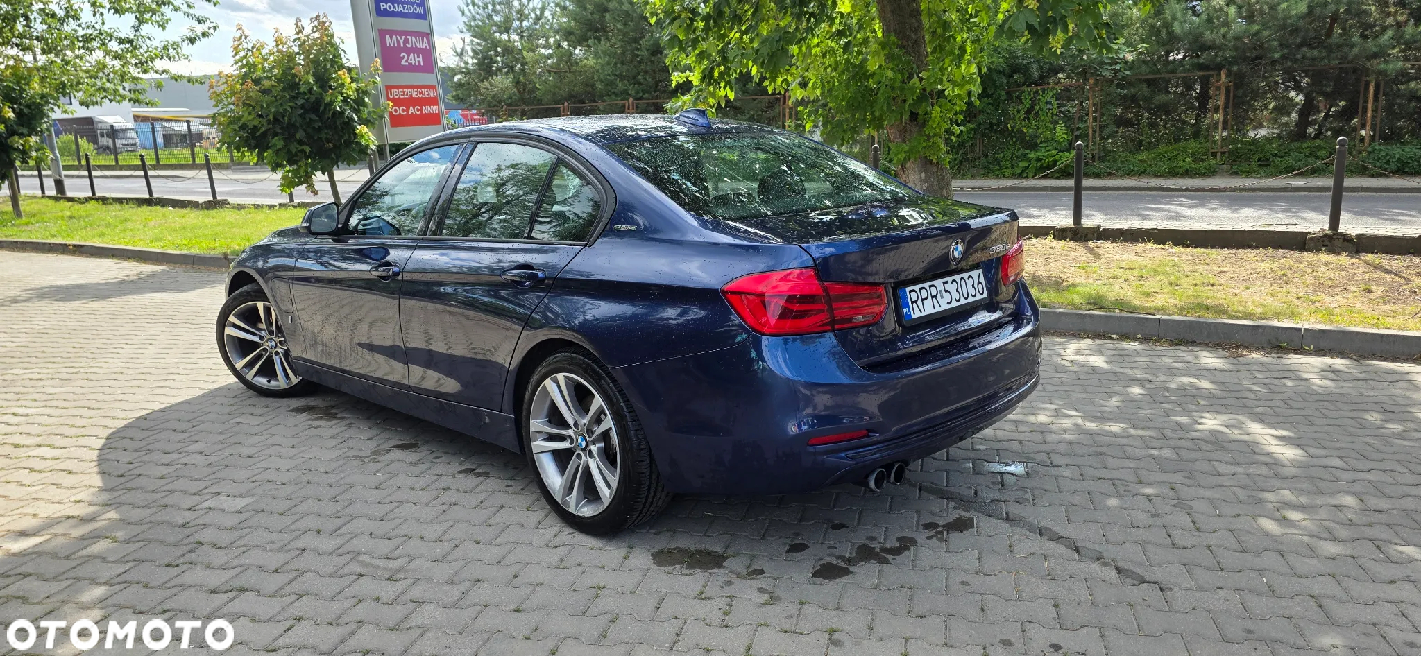 BMW Seria 3 330i Touring Sport Line - 4