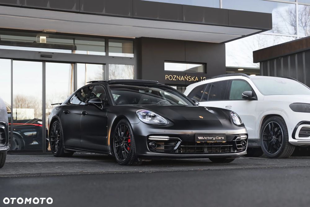 Porsche Panamera - 12