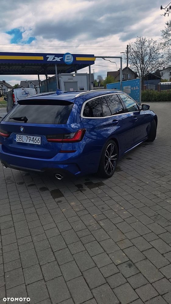 BMW Seria 3 320d xDrive M Sport - 6
