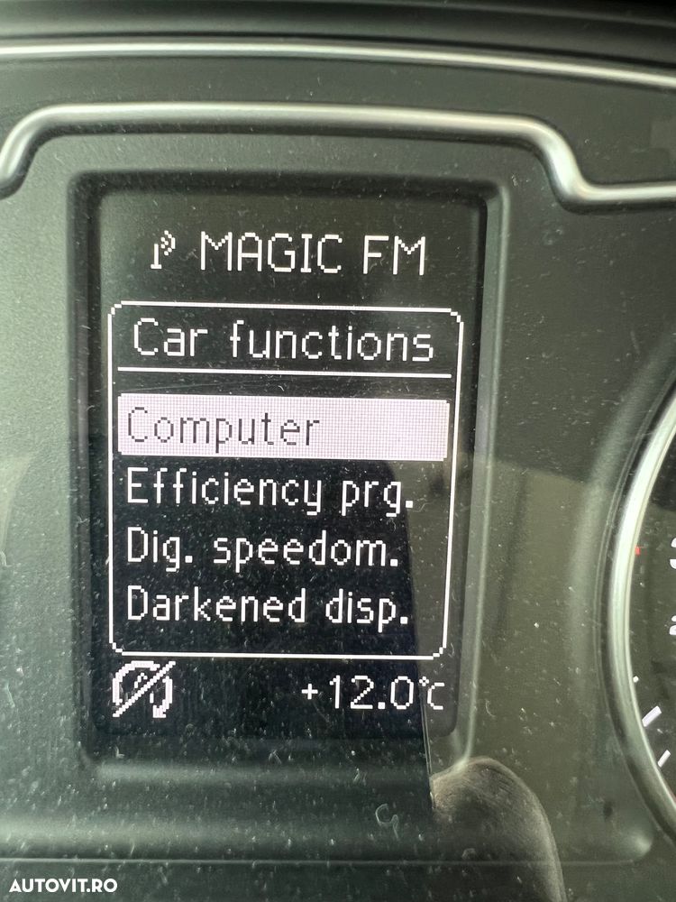 Audi Q3 2.0 TDI Quattro S tronic - 38