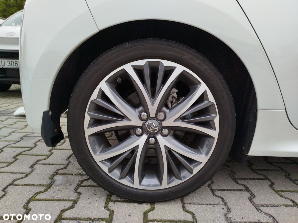 Toyota Yaris - 17