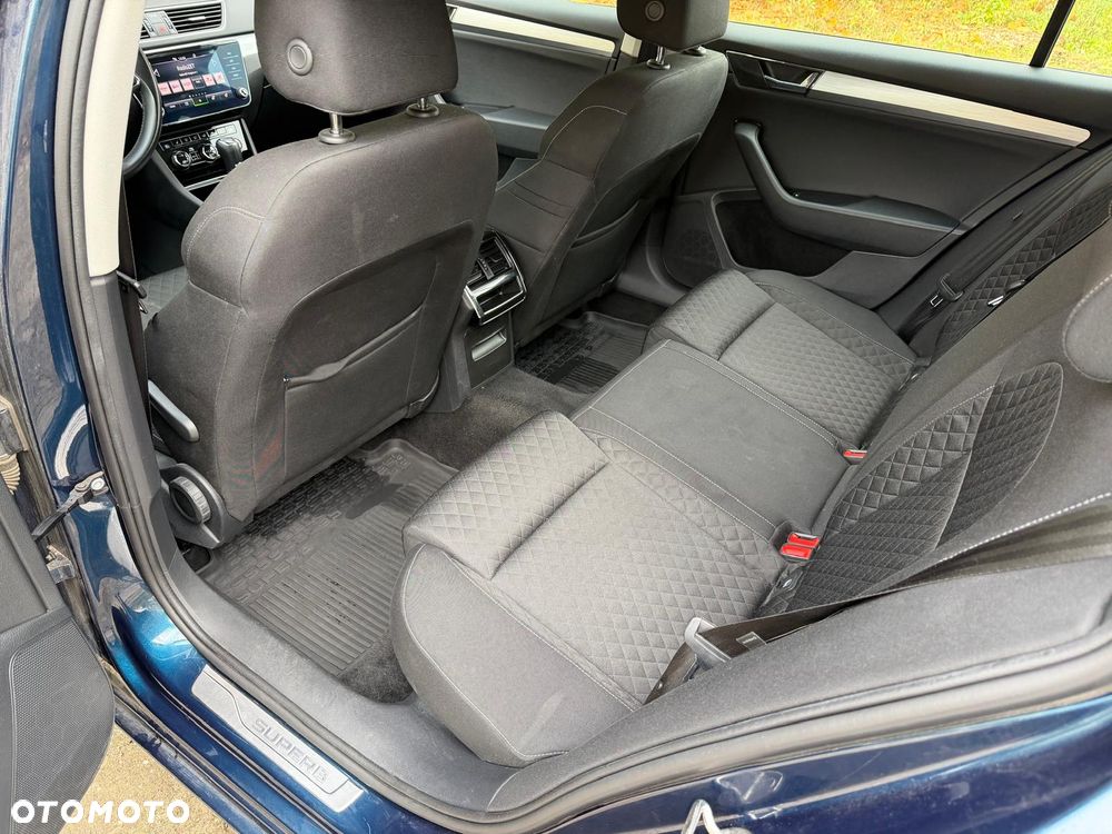 Skoda Superb 2.0 TDI SCR Ambition DSG - 11