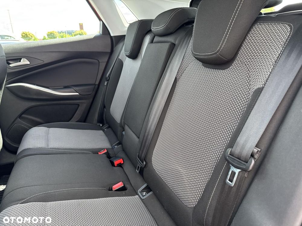 Opel Grandland X - 17