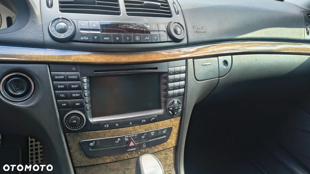 Mercedes-Benz Klasa E 320 CDI Avantgarde - 11