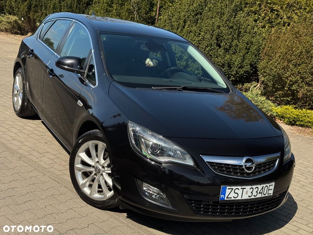 Opel Astra 2.0 CDTI Cosmo - 14