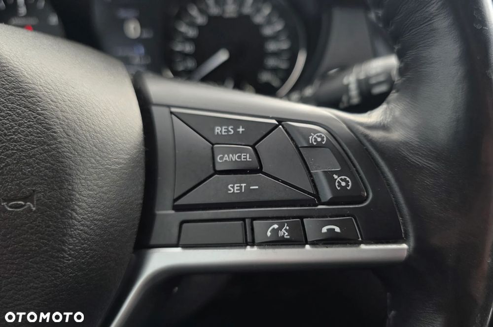 Nissan X-Trail 1.7 dCi Tekna 2WD Xtronic 7os - 26