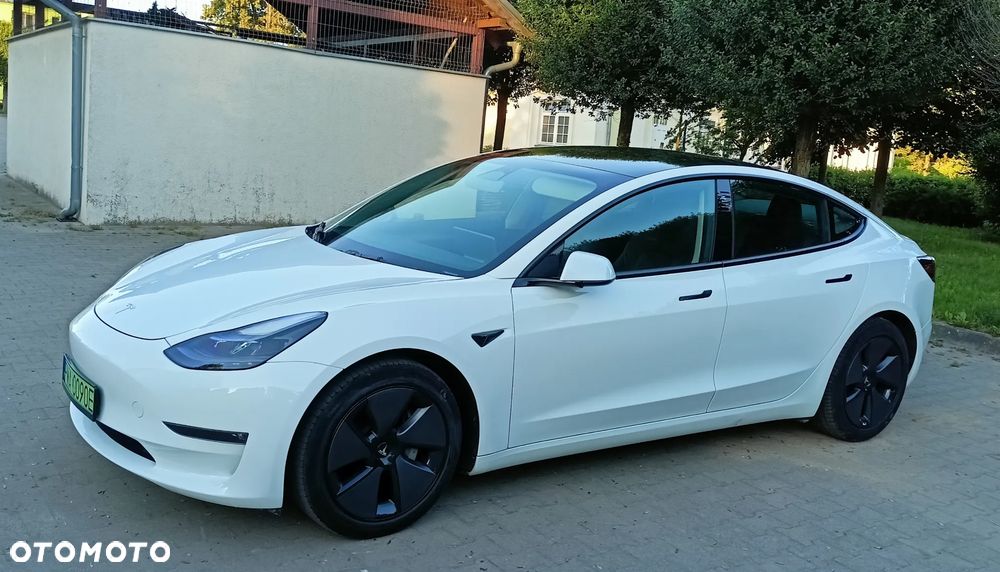 Tesla Model 3 Long Range AWD Premium - 1