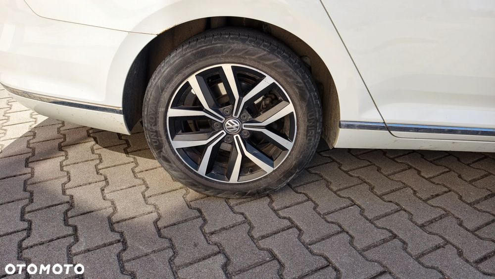 Volkswagen Passat 2.0 TDI BMT 4Mot Highline DSG - 30