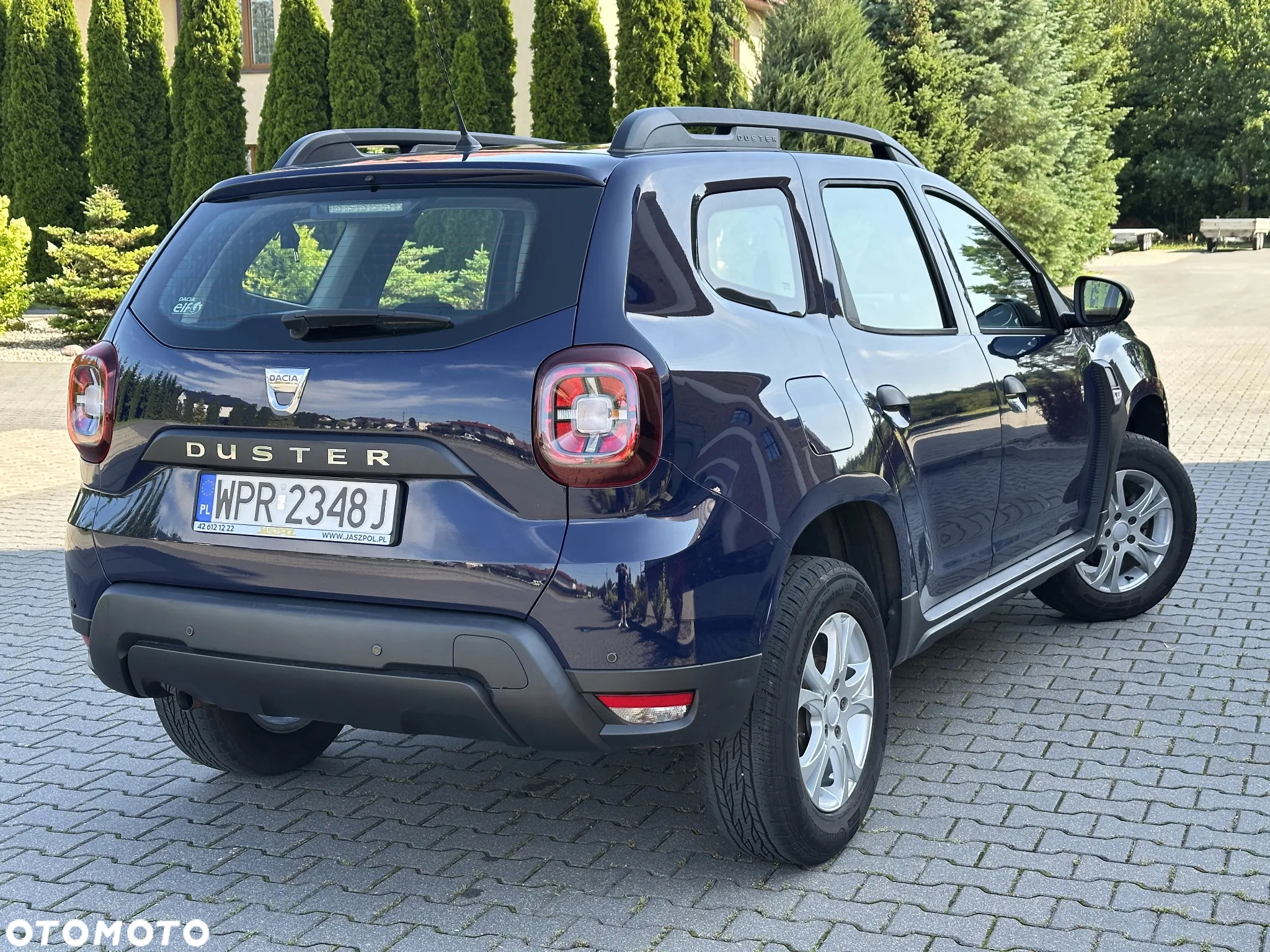 Dacia Duster 1.6 SCe Laureate S&S - 11