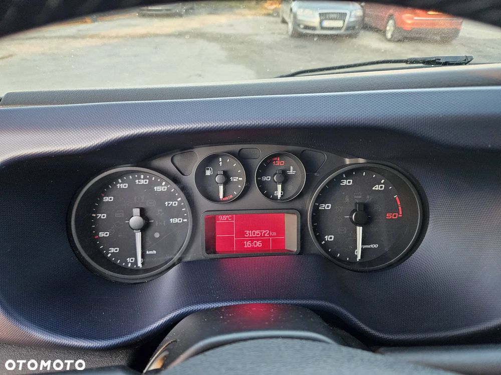 Iveco DAILY 35S18 - 16