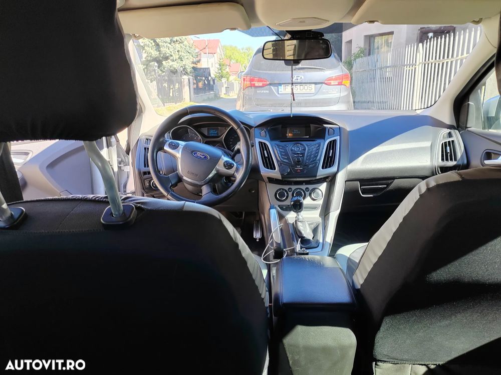 Ford Focus 1.6 TDCI DPF Trend - 3
