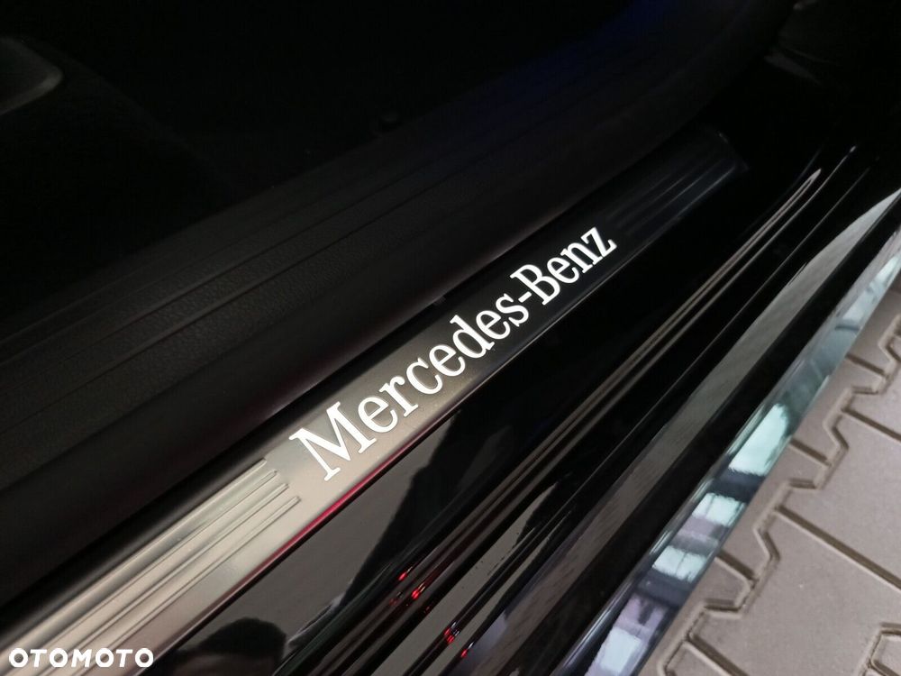 Mercedes-Benz GLE - 32