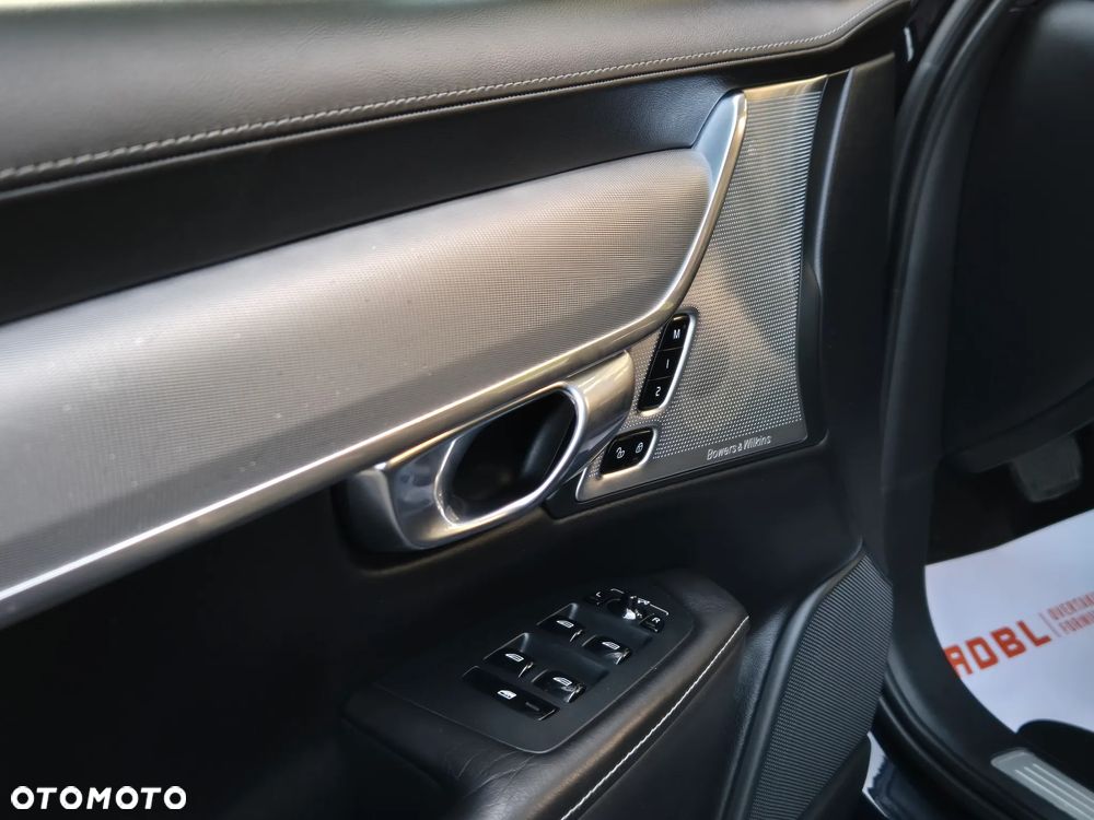 Volvo V90 D5 AWD Geartronic Inscription - 27