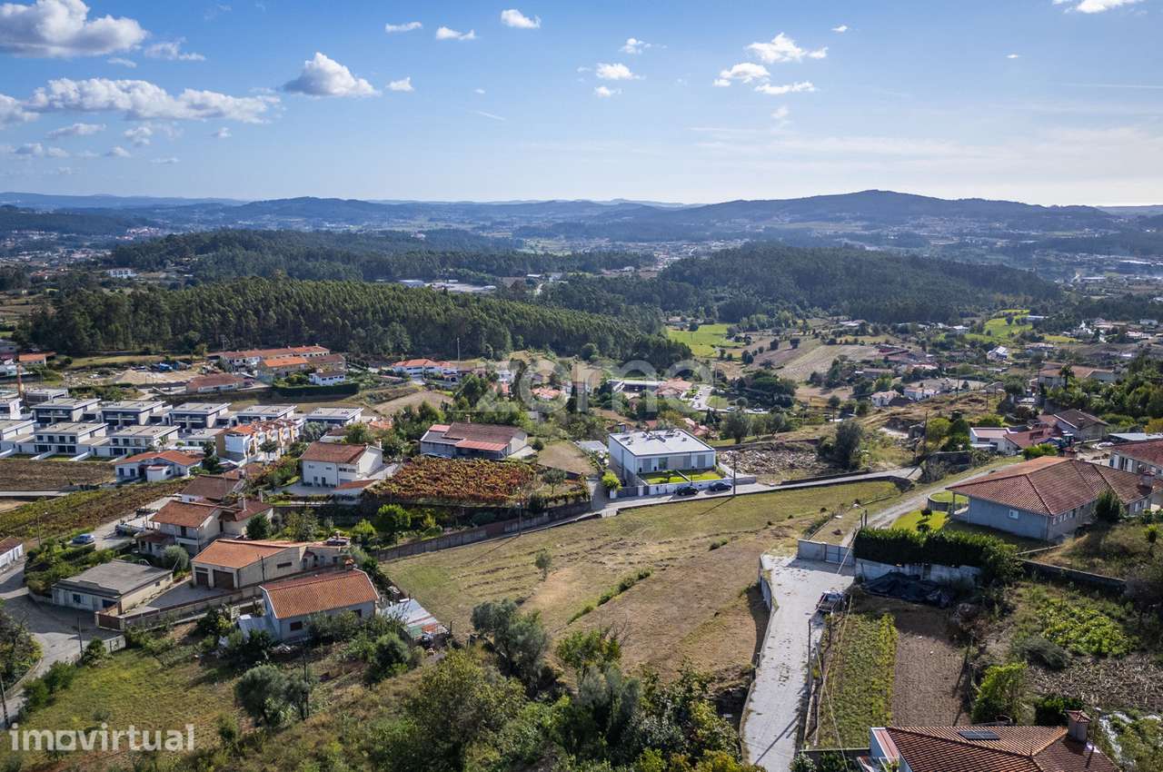 Terreno para arrendamento em Bastuço, Barcelos - Grande imagem: 4/25