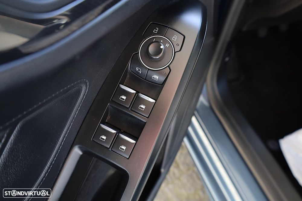 Ford Focus SW 1.0 EcoBoost MHEV ST-Line X - 44