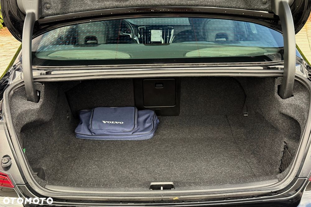 Volvo S60 T4 R-Design - 31