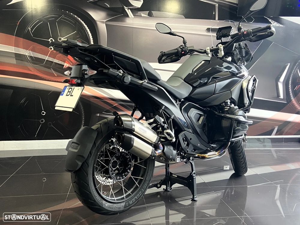 BMW R 1300 GS Triple Black - 8