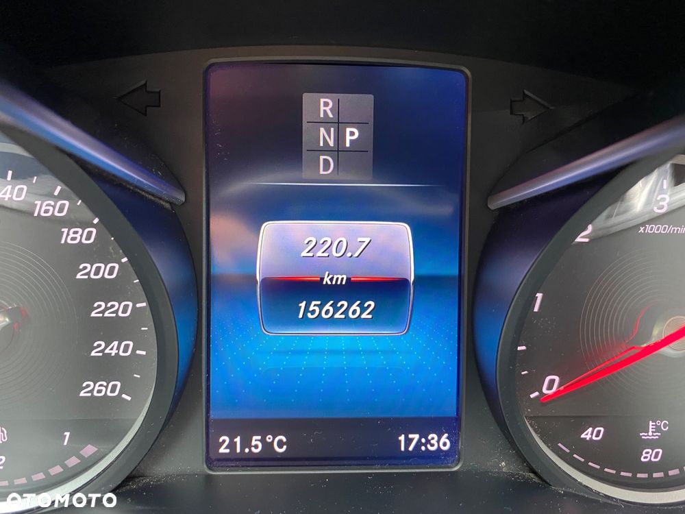 Mercedes-Benz Klasa V 300 d 4-Matic Avantgarde 9G-Tronic (ekstra d³) - 24