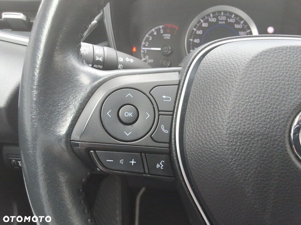 Toyota Corolla 1.8 Hybrid Comfort - 17