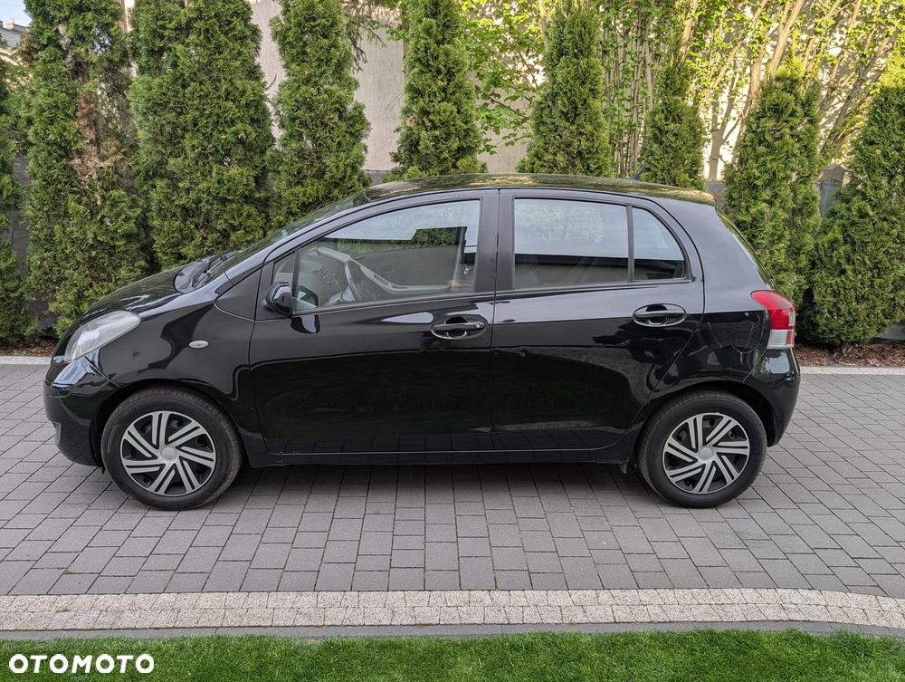 Toyota Yaris - 21