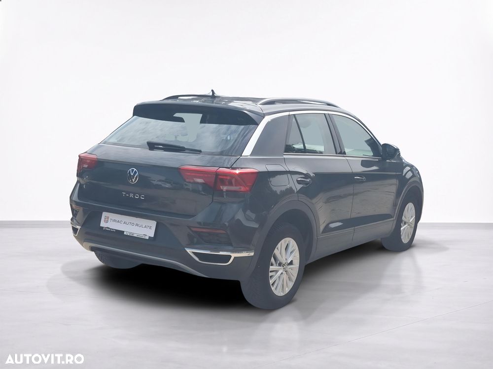 Volkswagen T-Roc - 6