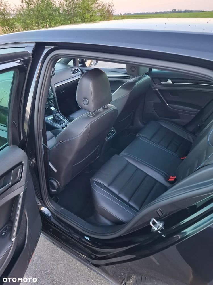 Volkswagen Golf 1.4 GTE Plug-In-Hybrid DSG - 19