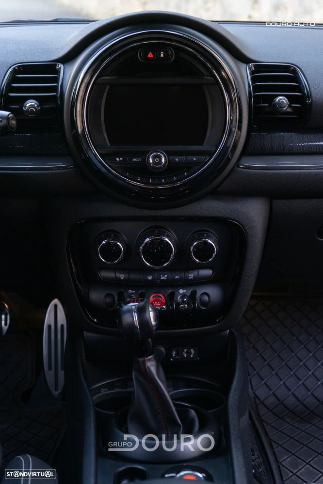 MINI Clubman Cooper D - 10