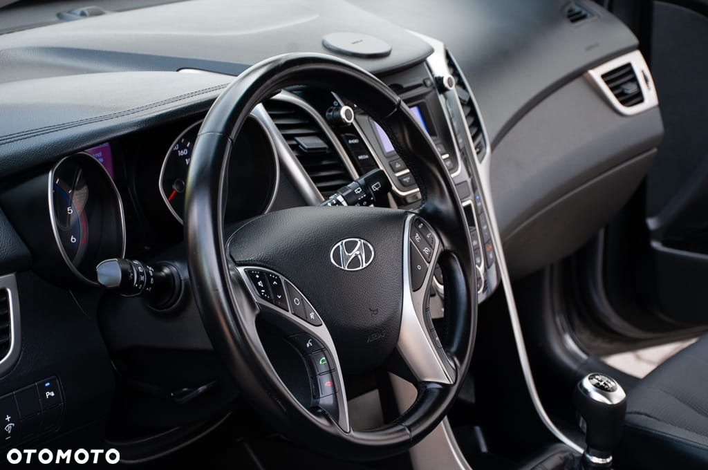 Hyundai i30 1.4 Premium - 21