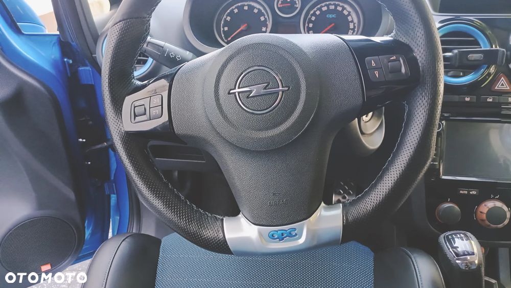 Opel Corsa 1.6T OPC - 8