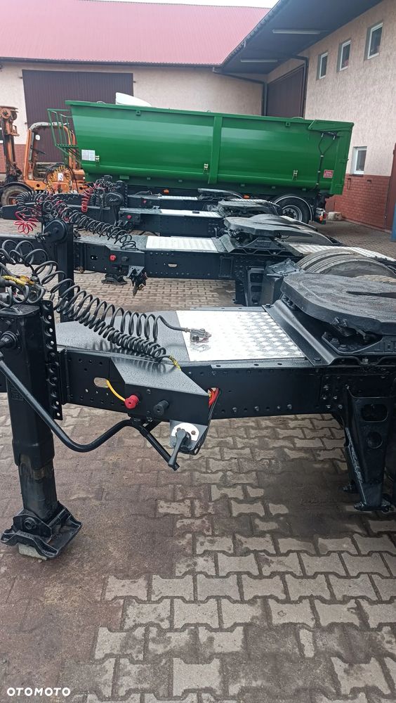 Broshuis WYWROTKA - 20