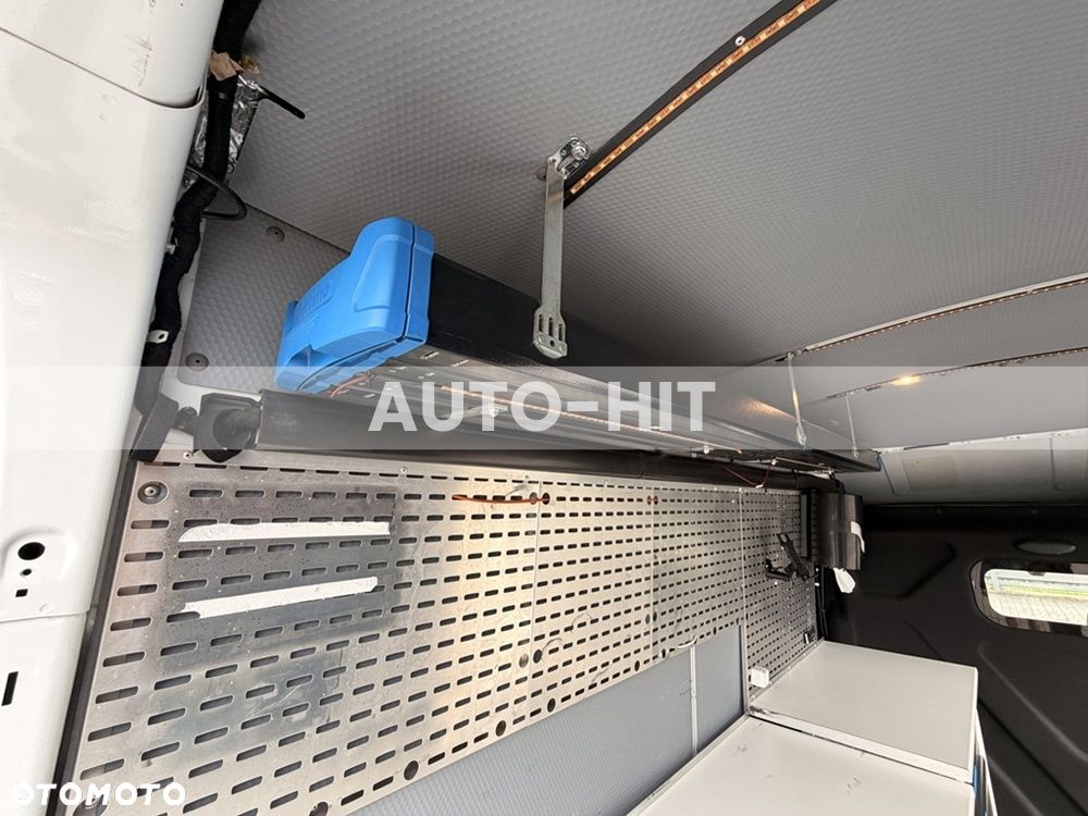 Ford Transit - 19