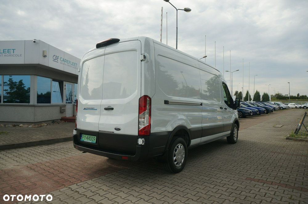 Ford Transit - 6