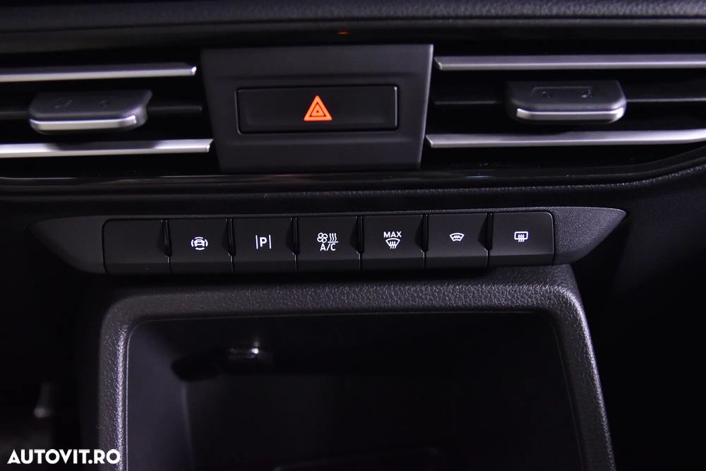 Ford Tourneo Connect 2.0L EcoBlue LWB Titanium - 18