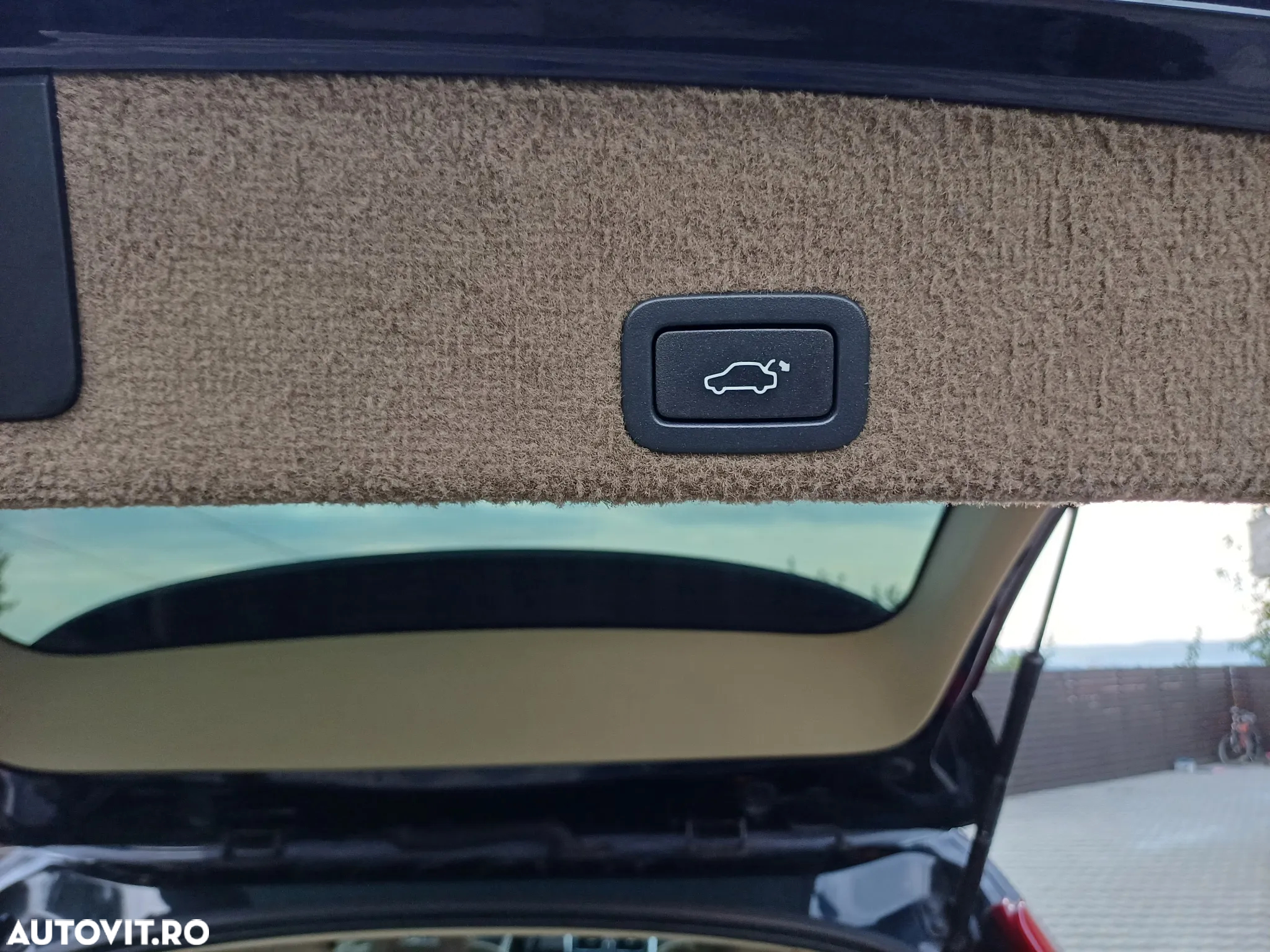 Volvo XC 60 D5 AWD Geartronic Kinetic - 8