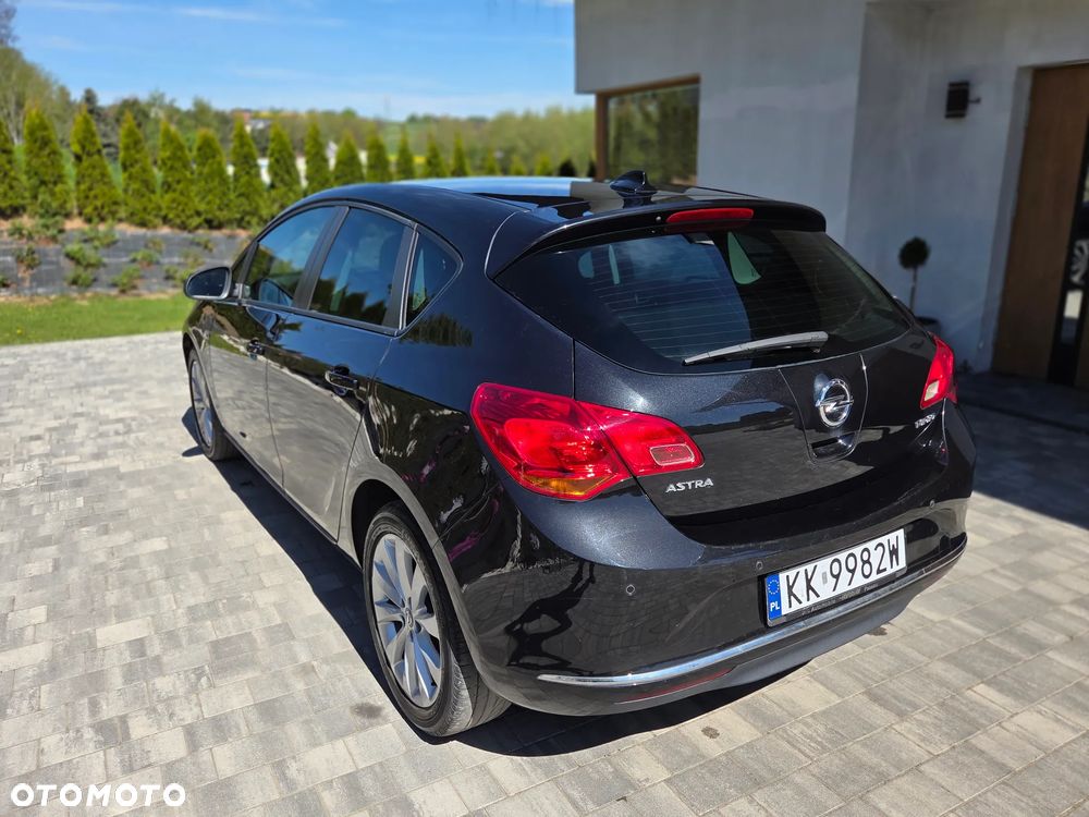 Opel Astra - 9