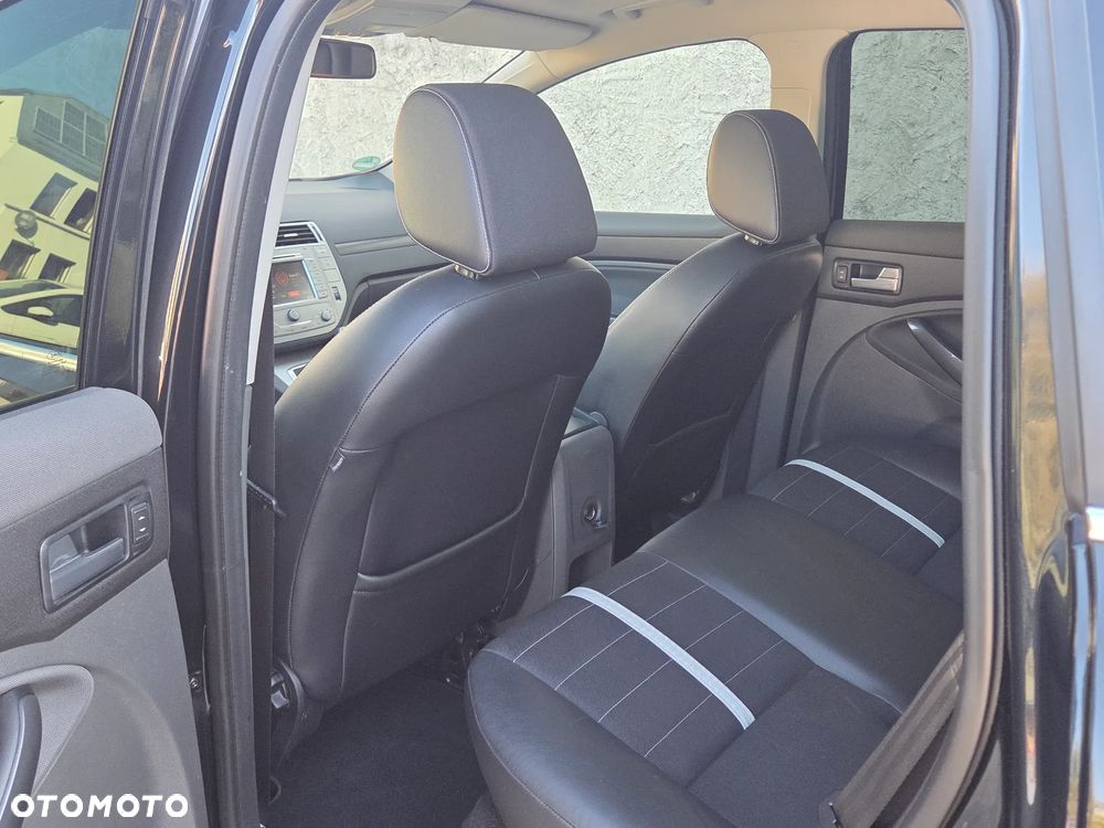 Ford Kuga 2.0 TDCi 4WD Titanium - 6