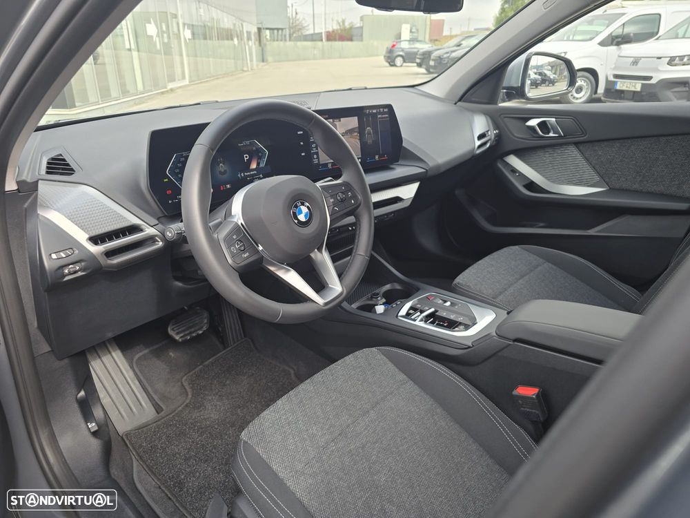 BMW 116 Standard - 12