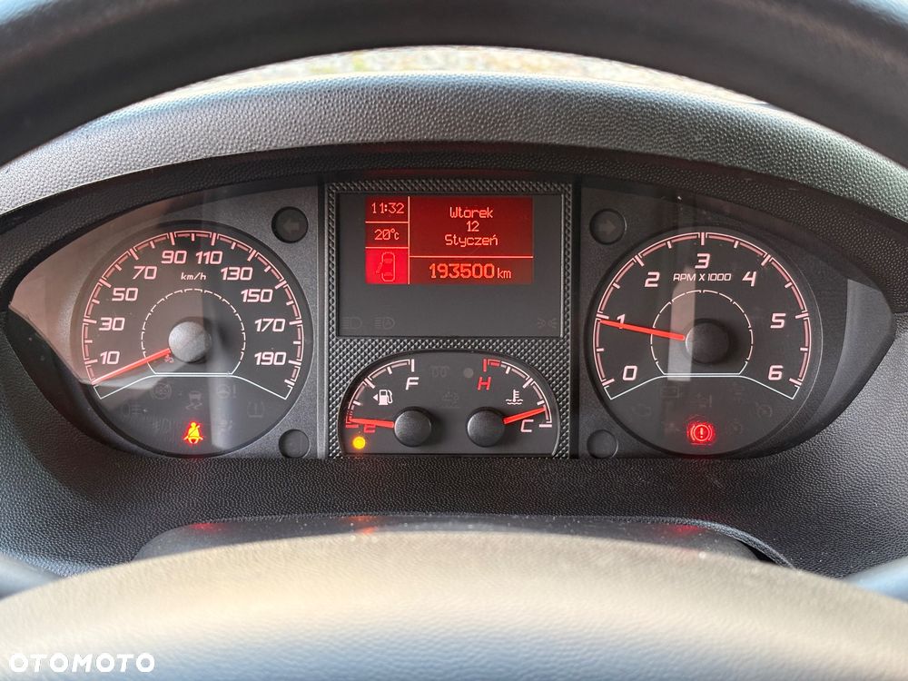 Peugeot Boxer 335 L3H2 Premium - 12