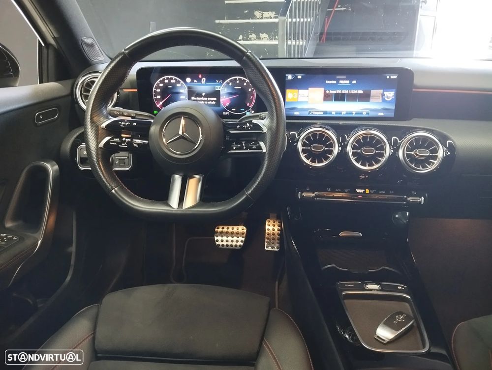 Mercedes-Benz A 200 AMG Line Aut. - 17