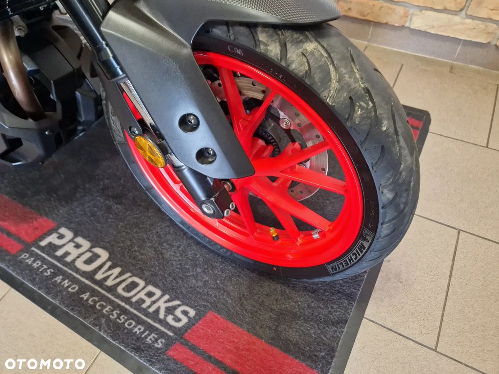 Yamaha MT - 21