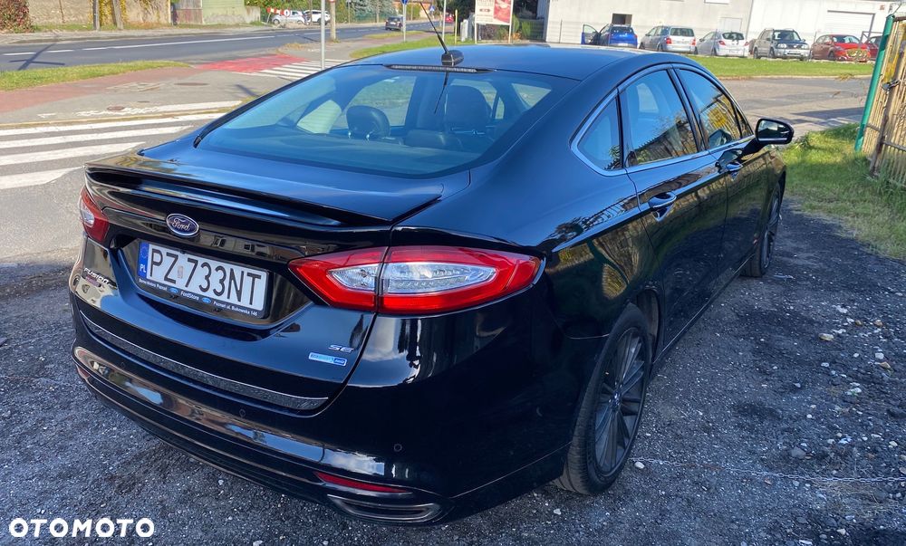 Ford Fusion 2.0 EcoBoost Titanium - 6