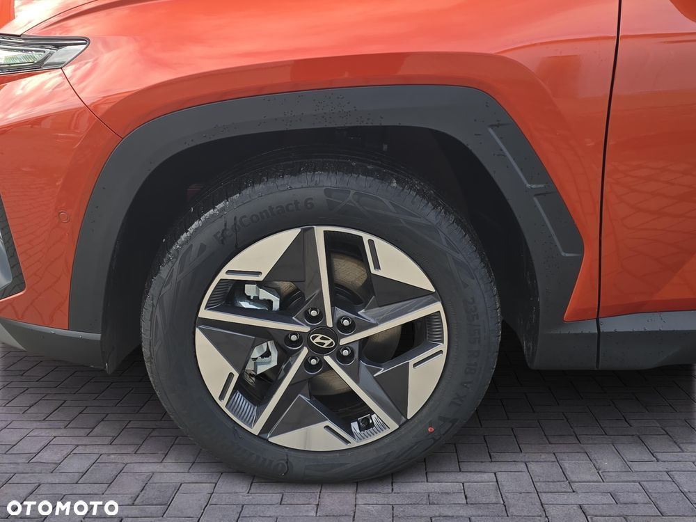 Hyundai Tucson 1.6 T-GDi HEV Executive 2WD - 24