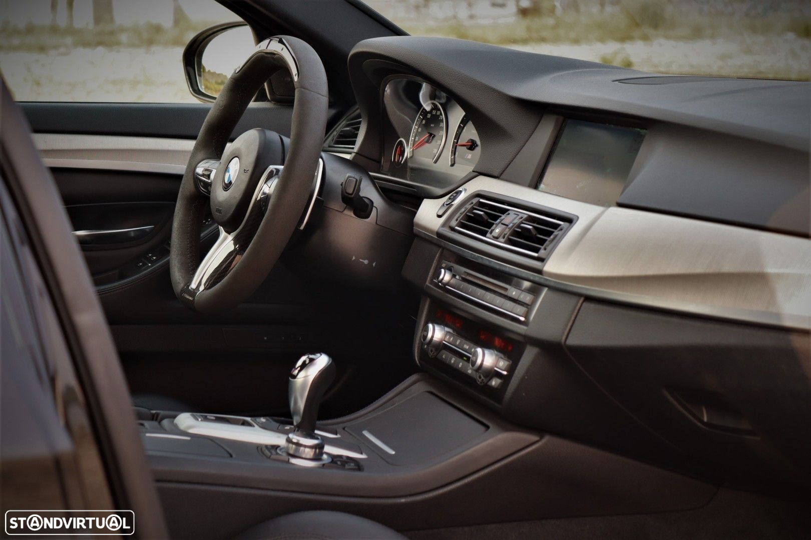 BMW M5 Standard - 32