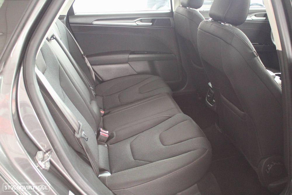 Ford Mondeo 1.5 TDCi Business Plus ECOnetic - 14