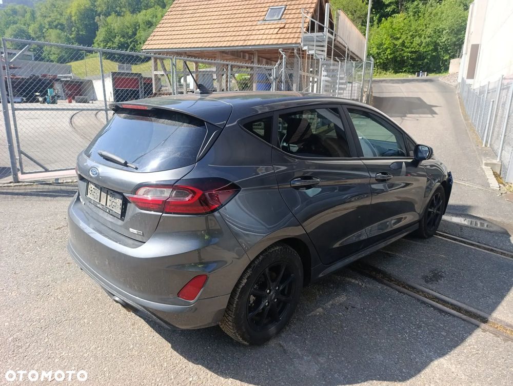 Ford Fiesta - 5